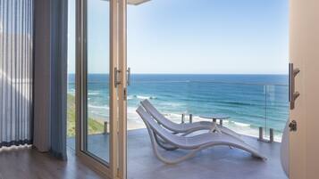 Superior Sea Facing Suite | Terrace/patio