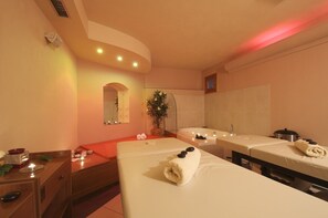 Salas de tratamientos para parejas, sauna, baño turco/hammam 