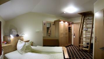 1 bedroom, minibar, in-room safe, individually decorated
