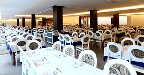 Daily buffet breakfast (EUR 12 per person)