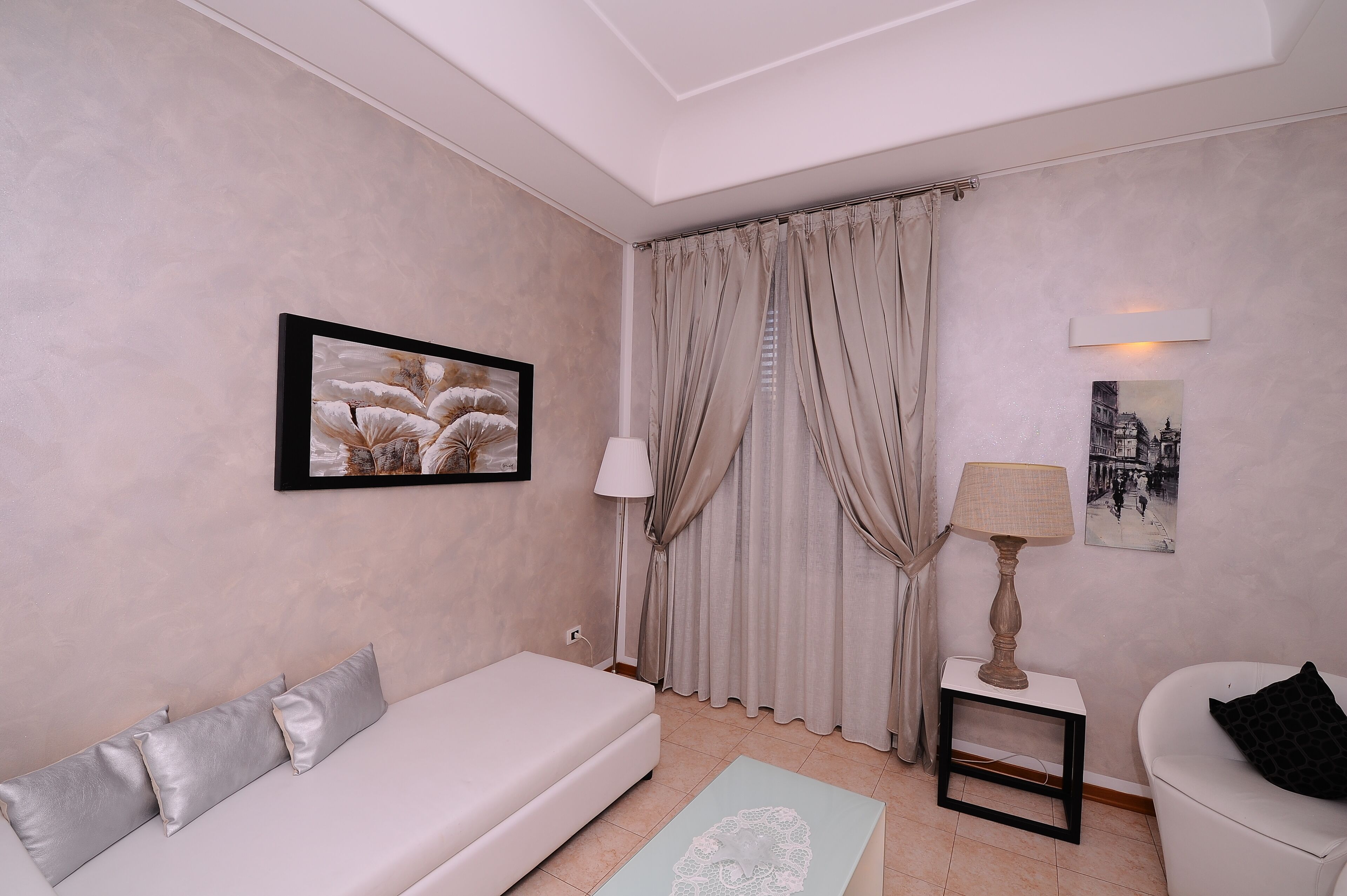 suite | minibar, in-room safe, desk, laptop workspace