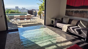 Exclusive-Ferienhaus, 3 Schlafzimmer, Whirlpool, Bergblick (2 Bayview Terrace 2 night min stay ) | Wohnbereich