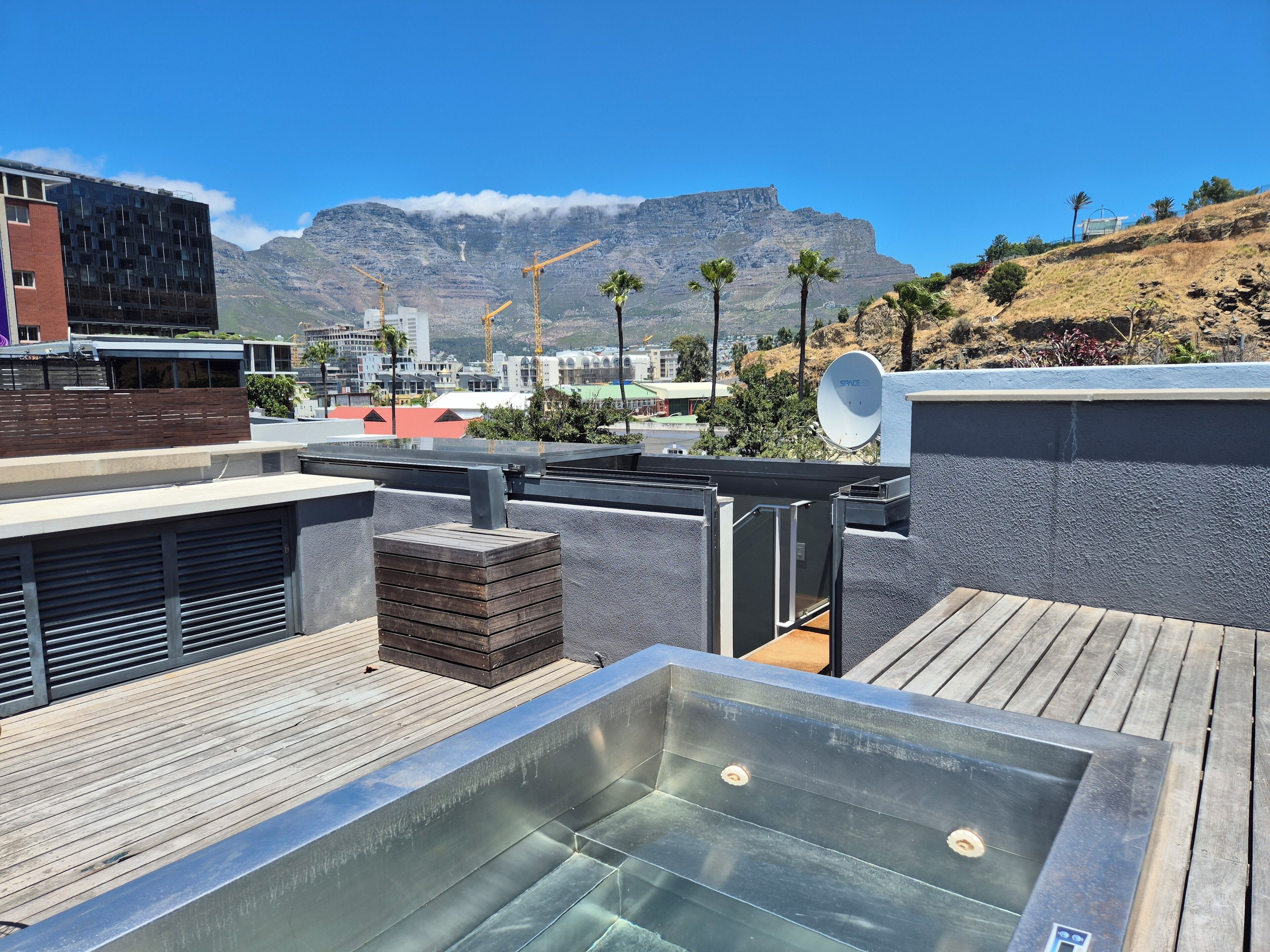 Exclusive Cottage, 2 Bedroom, Mountain View (9a Loader Street 2 night minimum stay) | Ausblick vom Zimmer