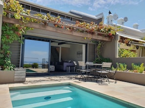 Exclusive Cottage, 3 Bedrooms, Pool Access, Mountain View (7 Bayview Terrace 2 night min stay) | Terrace/patio - De Waterkant Cottages (Cape Town)