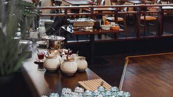 Free daily buffet breakfast