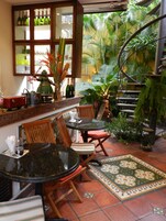 2 bares, bar de tapas