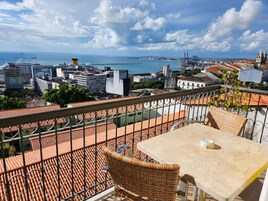 Deluxe SuperKing Bay View & Terrace