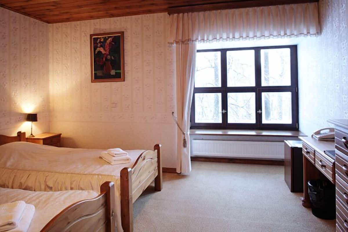 Schallisolierte Zimmer, Bügeleisen/Bügelbrett, Zustellbetten