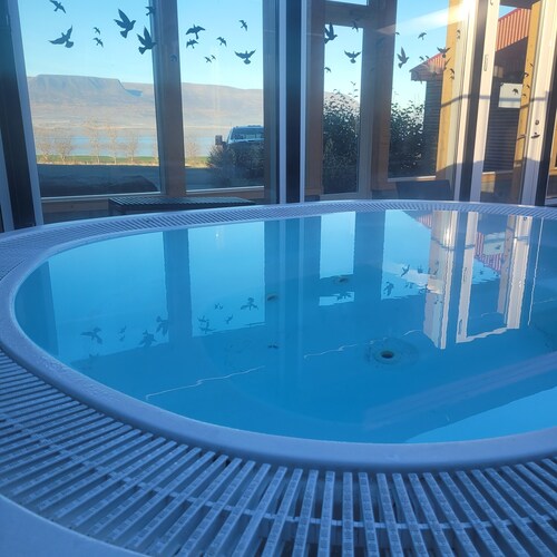 Hotel Sveinbjarnargerdi