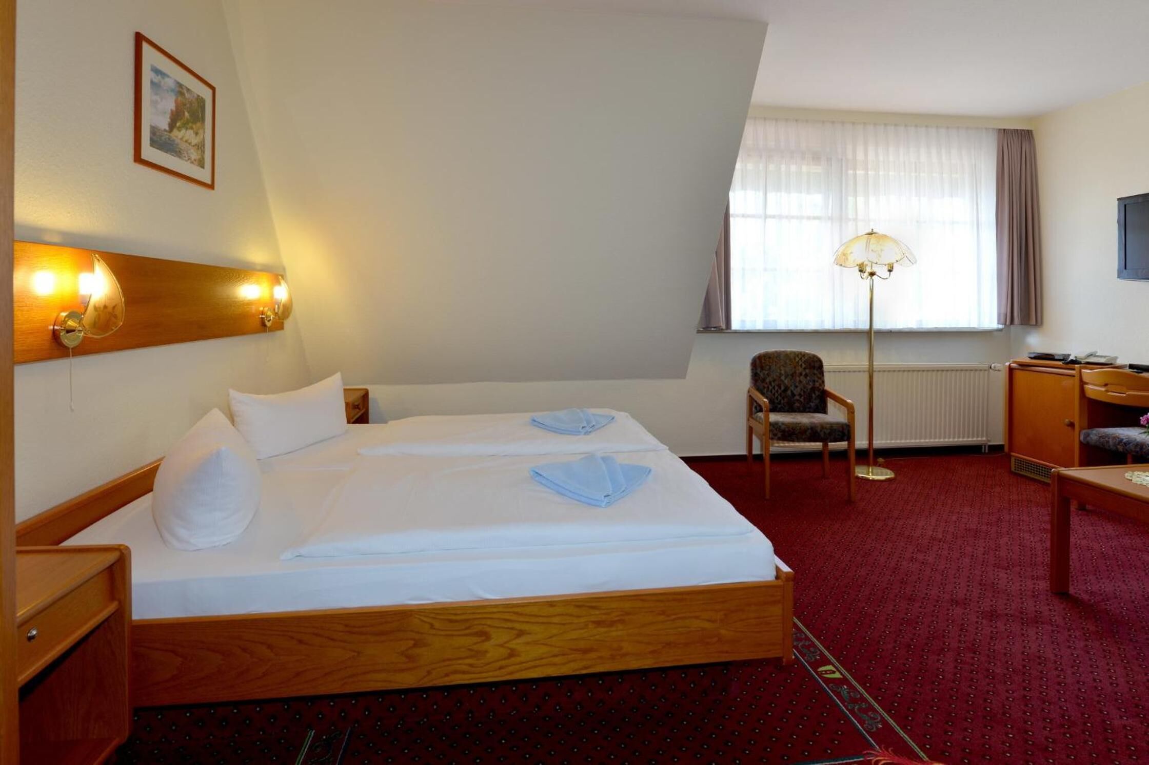 minibar, rollaway beds, free wifi