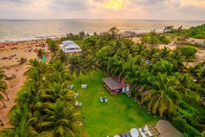 Front of property - O Hotel Goa, Candolim Beach (Candolim)