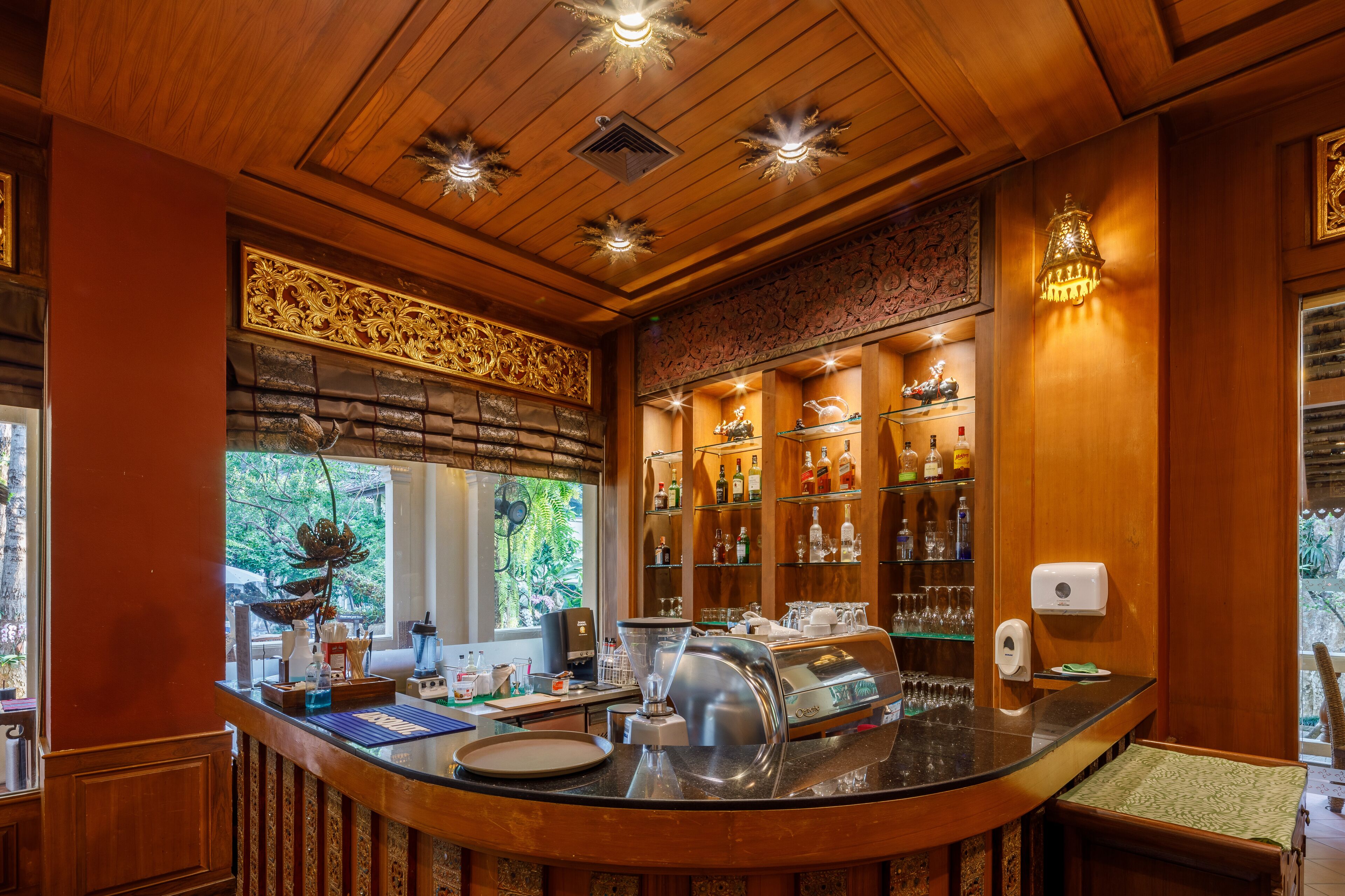 breakfast, lunch, dinner served; thai cuisine