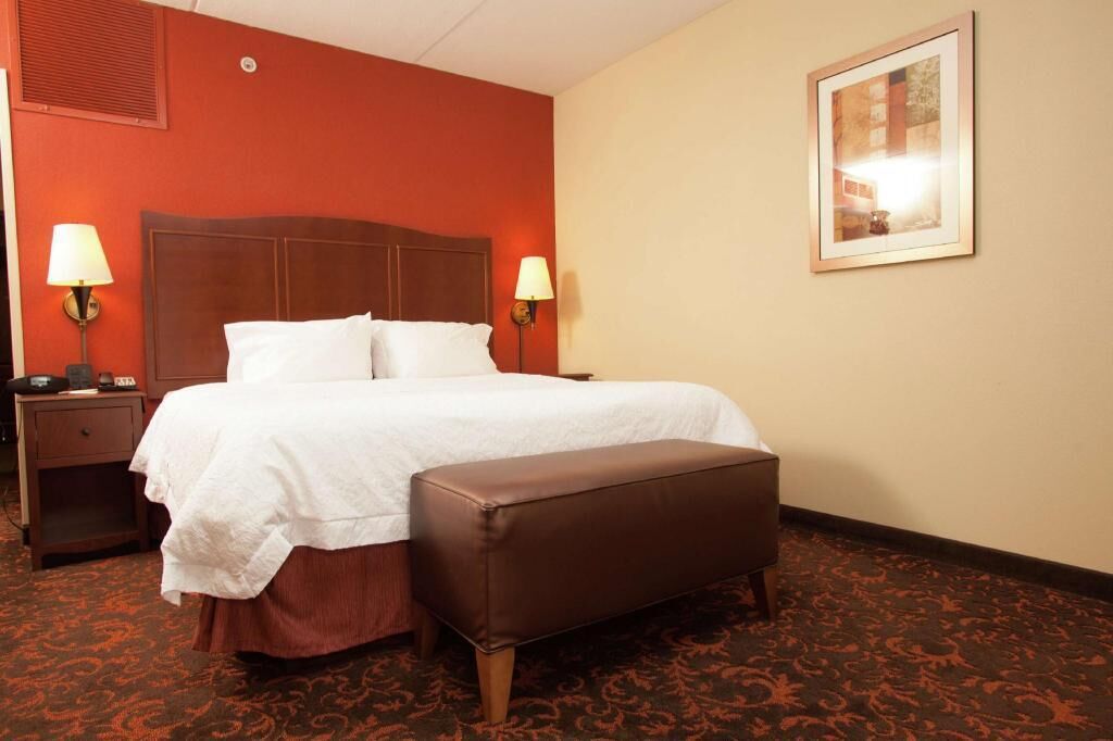 Hypo-allergenic bedding, in-room safe, blackout curtains, soundproofing