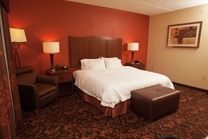 Room, 1 King Bed, Accessible, Non Smoking | Hypo-allergenic bedding, in-room safe, blackout drapes, soundproofing - Hampton Inn Elmira/Horseheads (Horseheads)