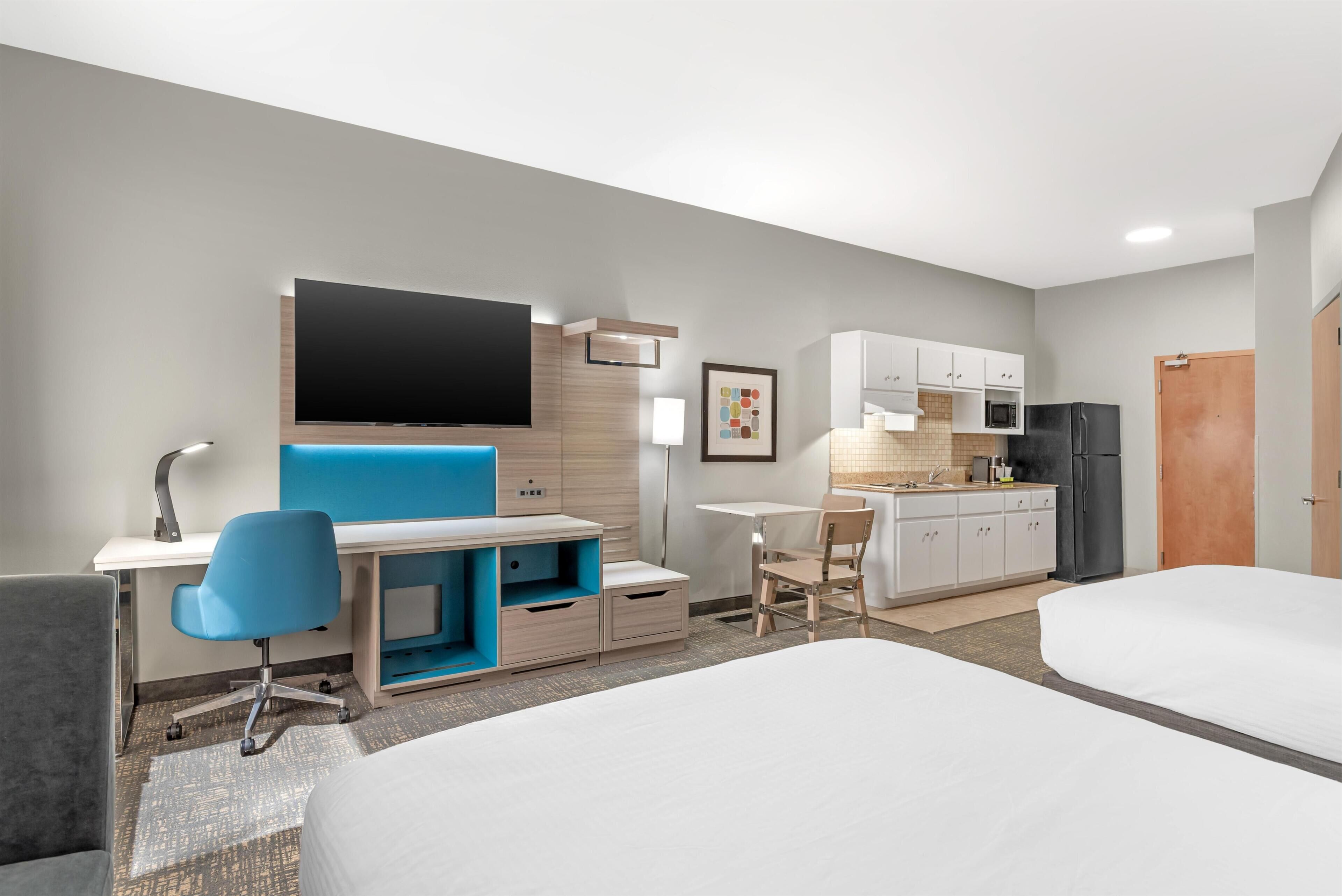 Chambre Standard, 2 grands lits, non-fumeur, cuisine (Full Kitchen) | Literie de qualité, lit avec matelas à plateau-coussin, décor unique