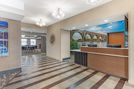 Lobby. Best Western Plus Glen Allen Inn