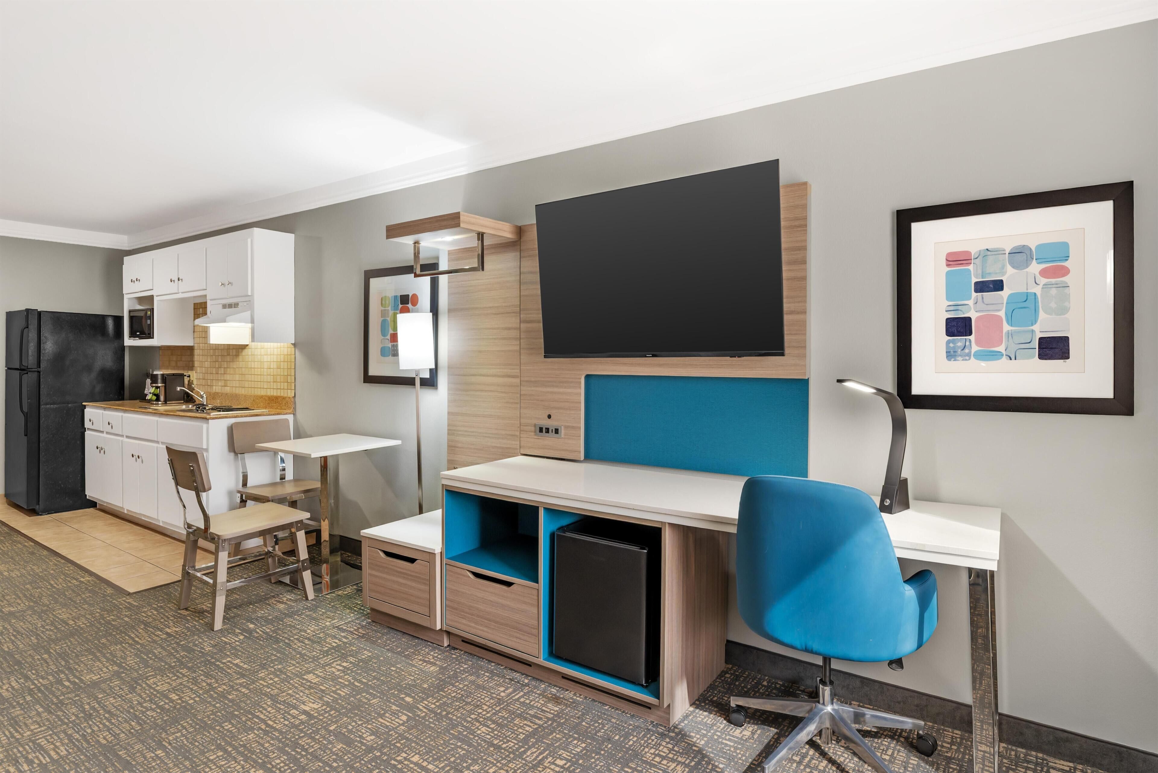Photo - Best Western Plus Glen Allen Inn