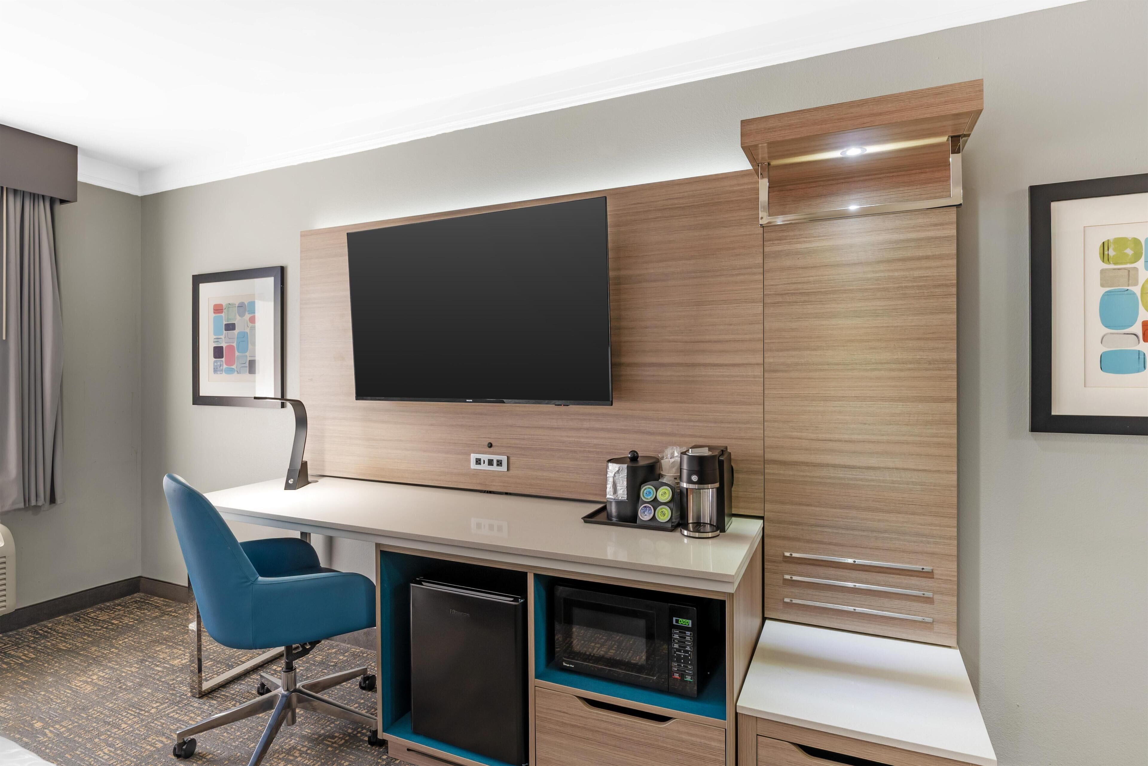 Photo - Best Western Plus Glen Allen Inn