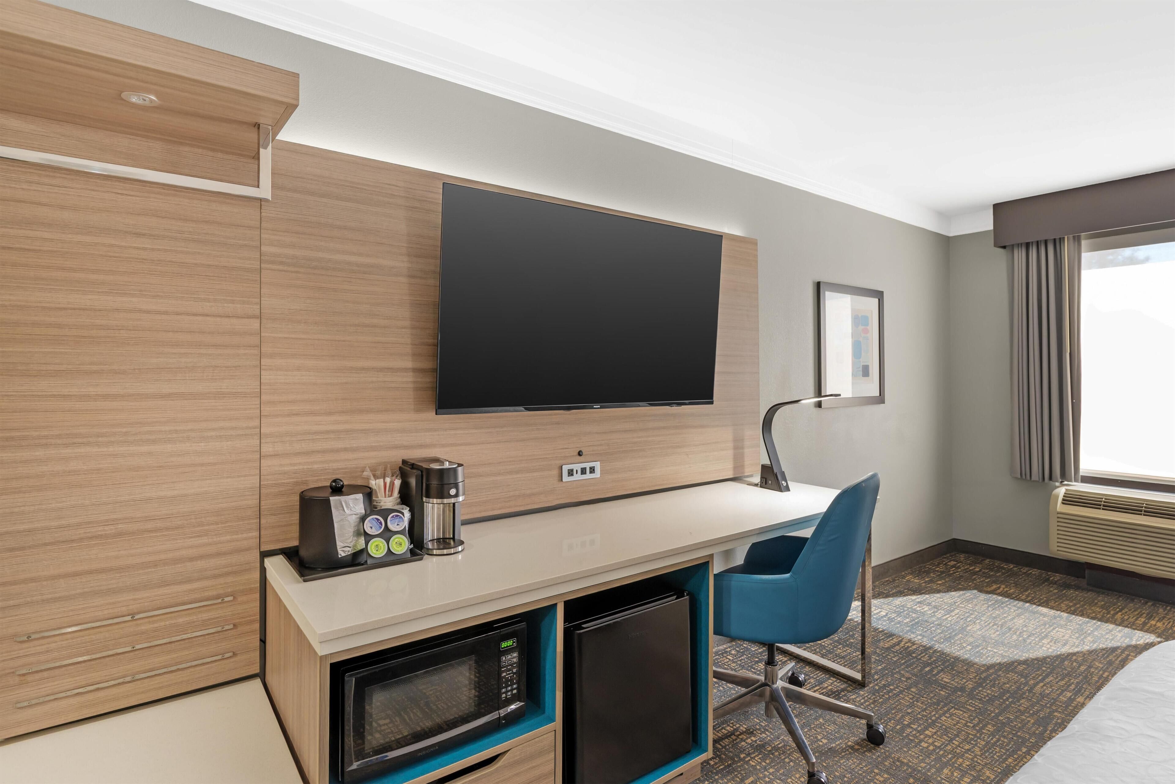 Photo - Best Western Plus Glen Allen Inn