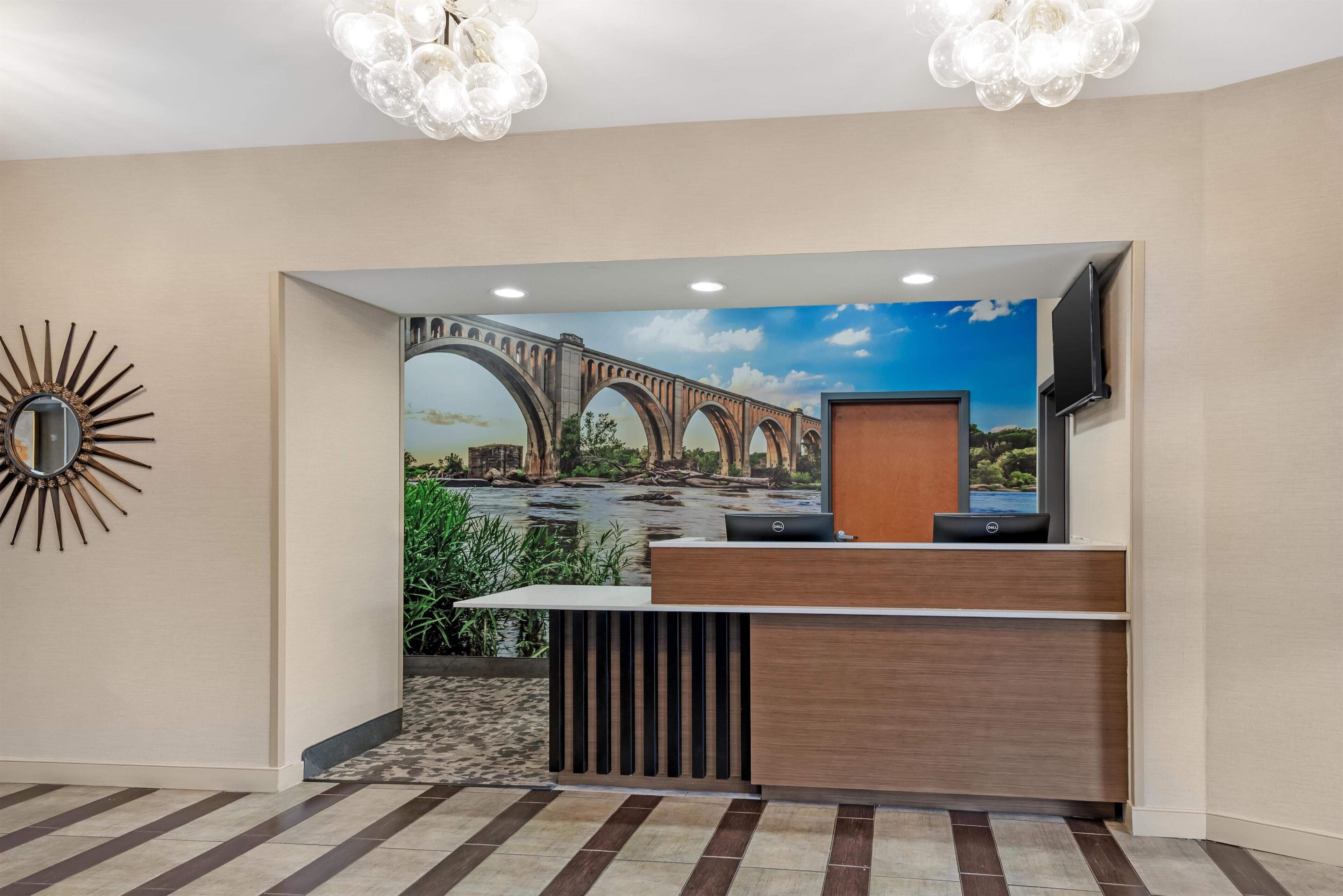 Photo - Best Western Plus Glen Allen Inn