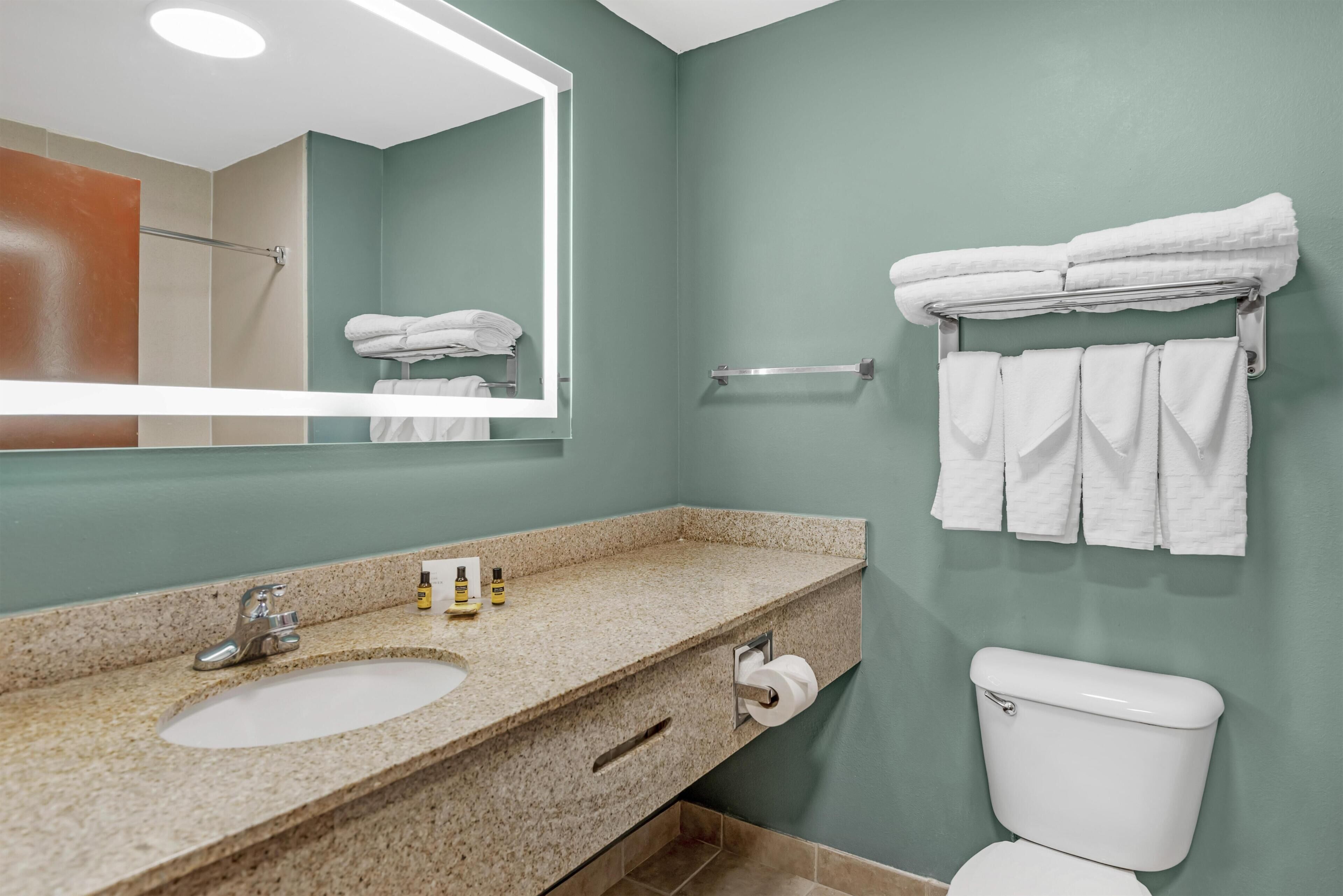 Photo - Best Western Plus Glen Allen Inn