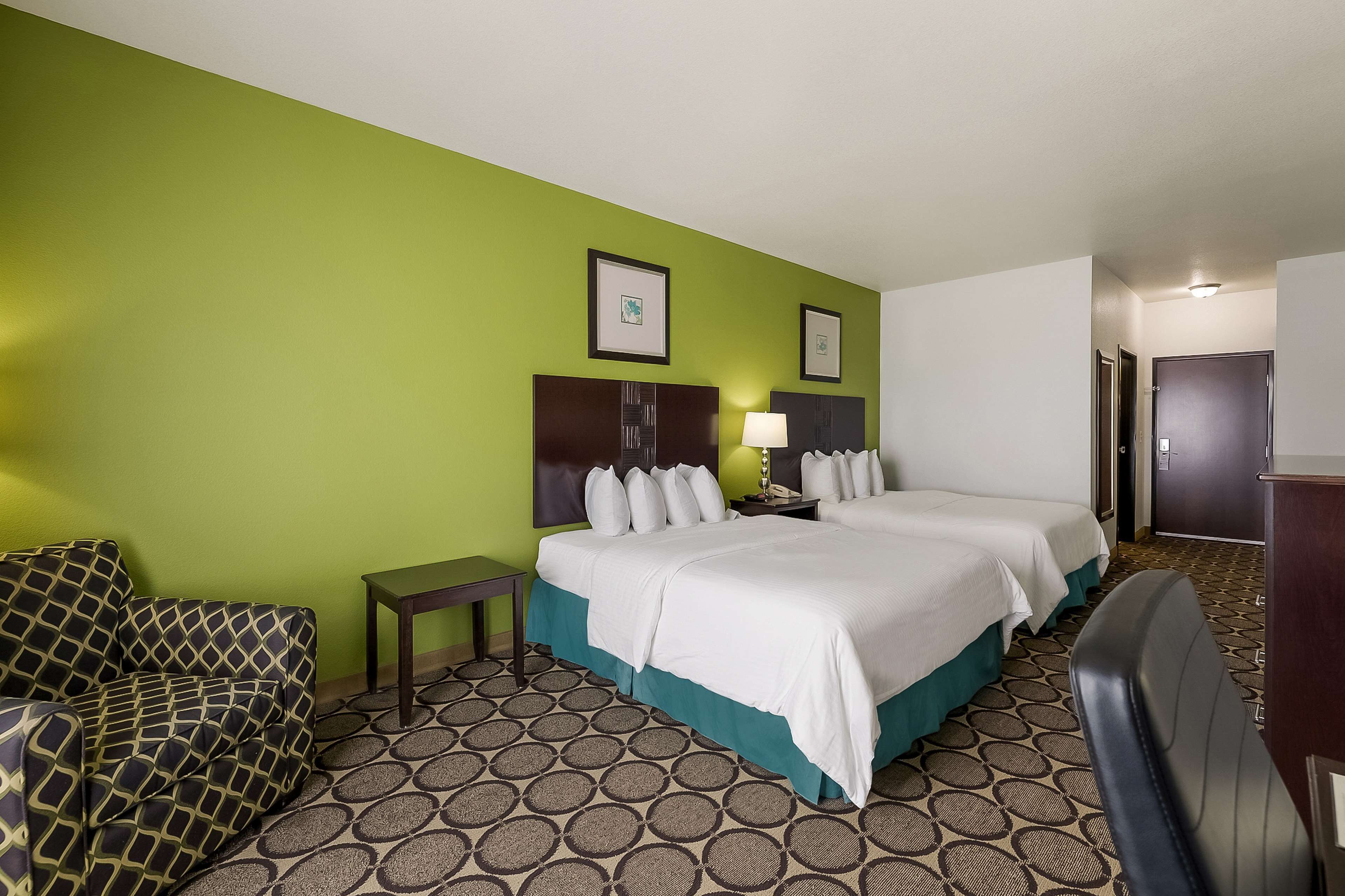 desk, laptop workspace, iron/ironing board, free cots/infant beds