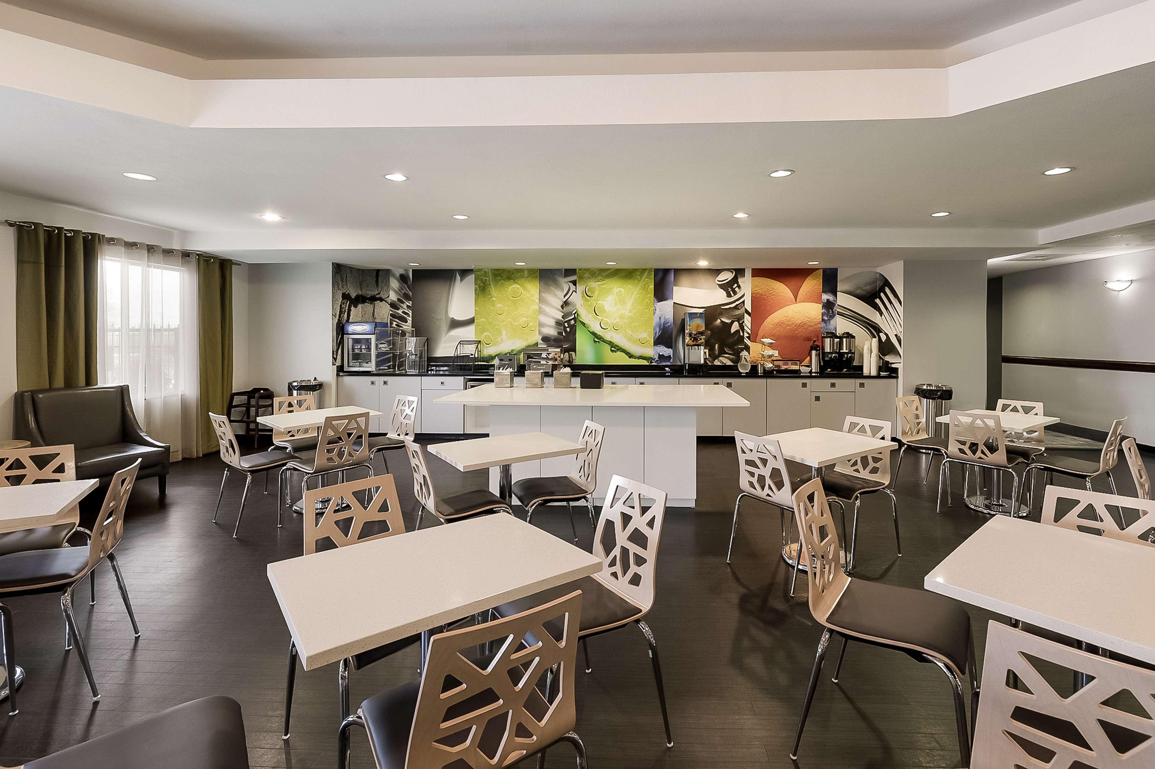 含每日全套早餐