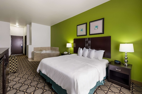 Best Western Douglas Inn & Suites - Douglas, AZ