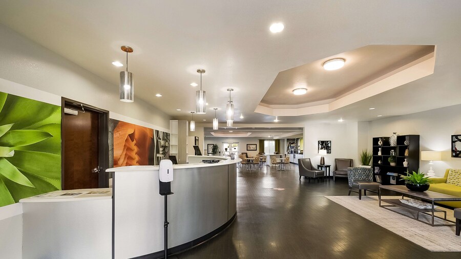 Best Western Douglas Inn & Suites