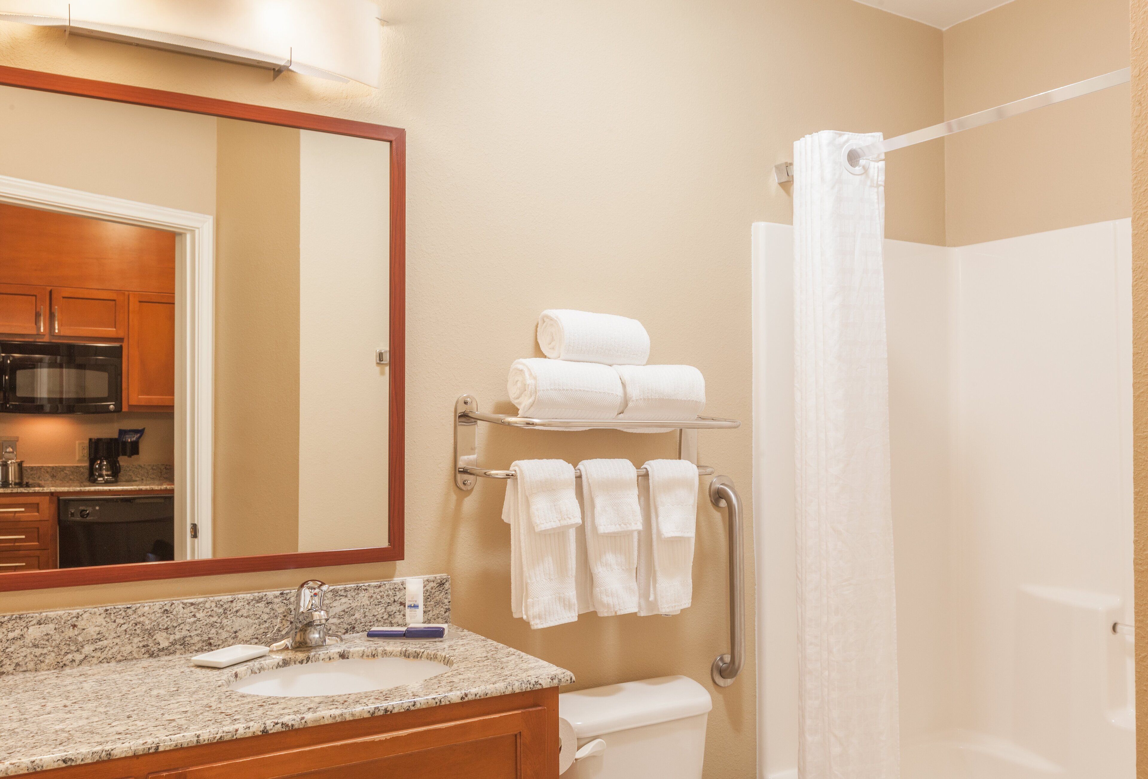 Photo - Candlewood Suites Houston I-10 East by IHG