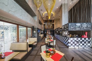 Daily buffet breakfast for a fee - Swiss-belhotel Mangga Besar (Jakarta)