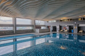 Indoor pool - Swiss-belhotel Mangga Besar (Jakarta)