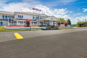 Exterior - Motel 6 Front Royal, VA (Front Royal)