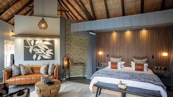 Habitación de lujo con 1 cama doble o 2 individuales | Ropa de cama de alta calidad, minibar, caja fuerte