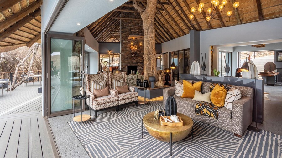 Tuningi Safari Lodge