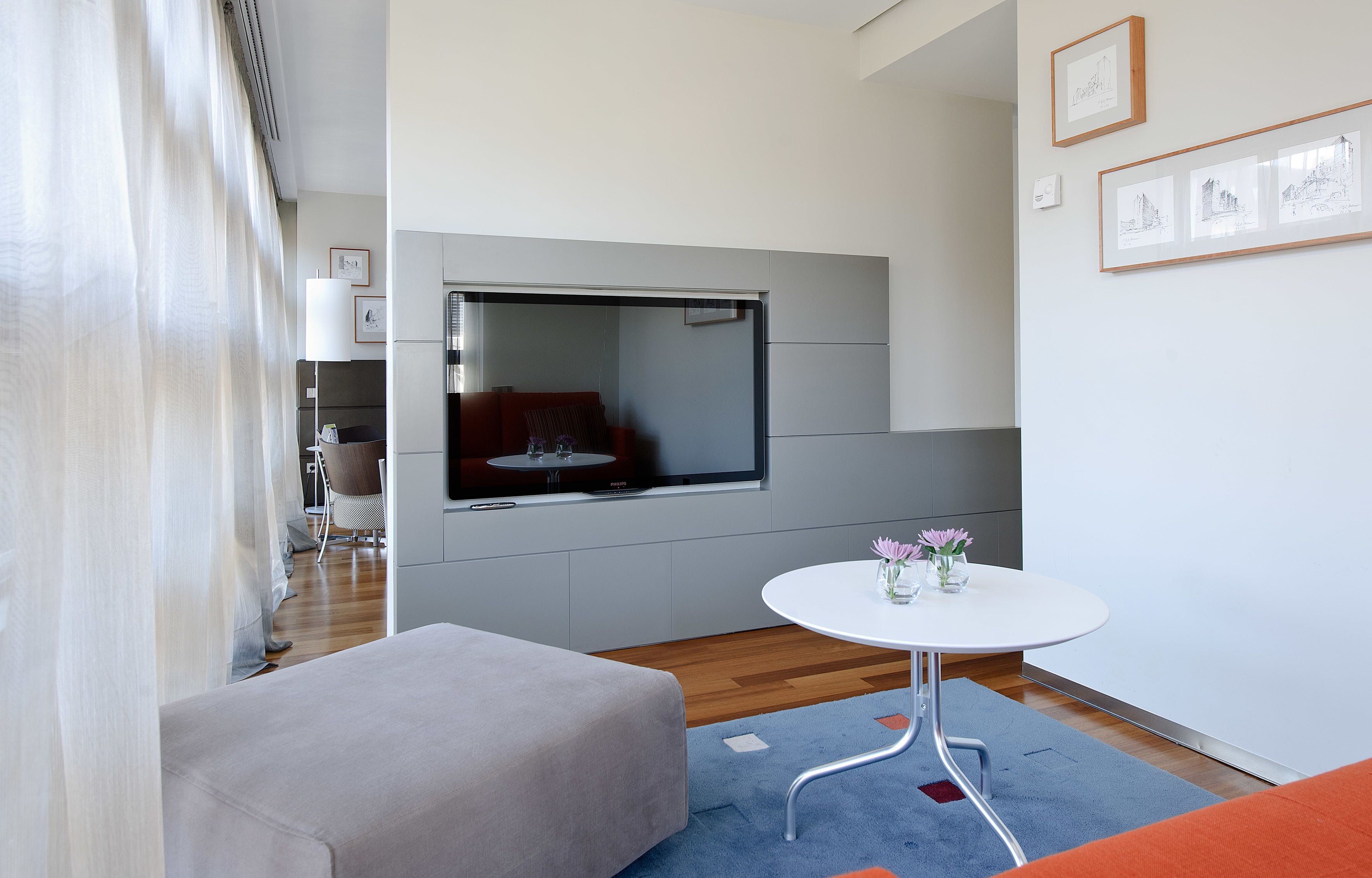 minibar, in-room safe, desk, laptop workspace