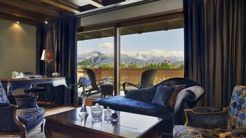 Deluxe-Suite, 1Â King-Bett, Balkon, Bergblick