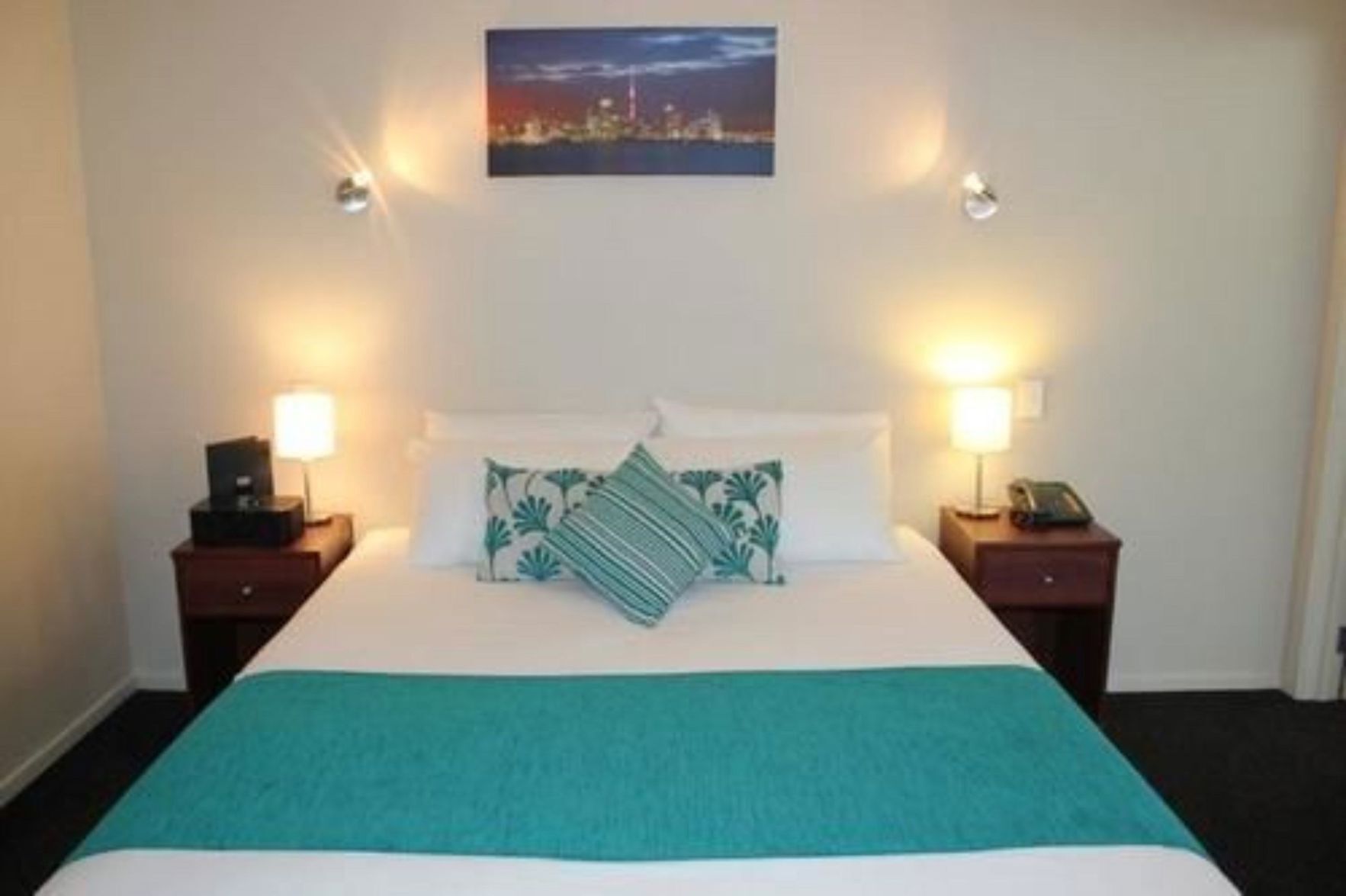 Premium bedding, Select Comfort beds, in-room safe