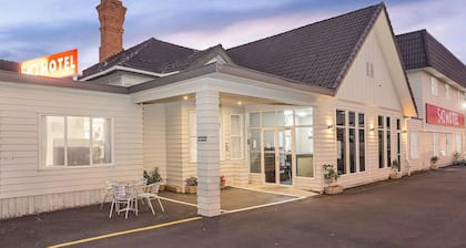 540 on Great South Motel