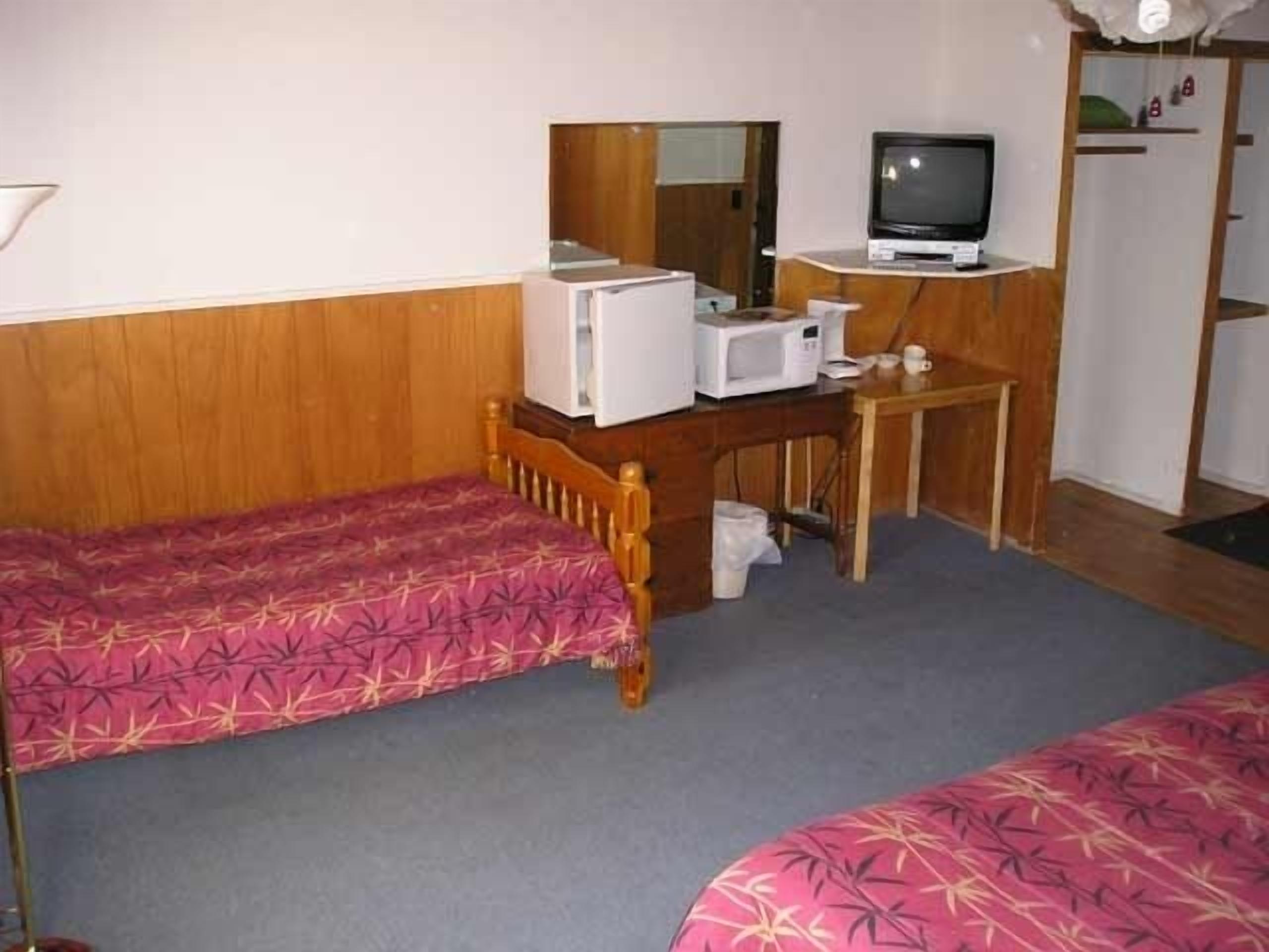 blackout curtains, free wifi, bed sheets, alarm clocks