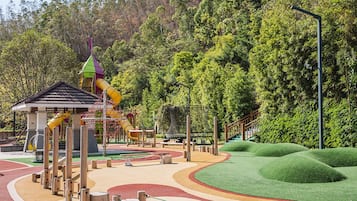 Aire de jeux - extérieure