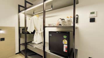 Premier Room with Bunk Bed | In-room safe, desk, laptop workspace, soundproofing