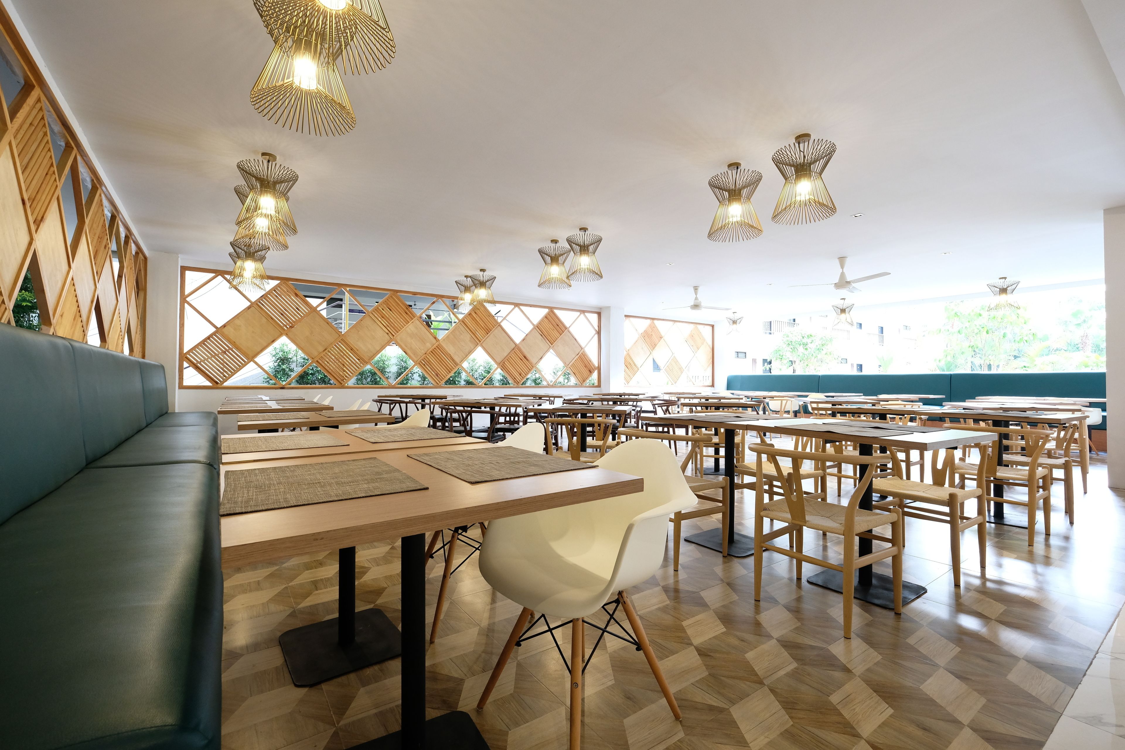 Spécialités Cuisine locale et internationale