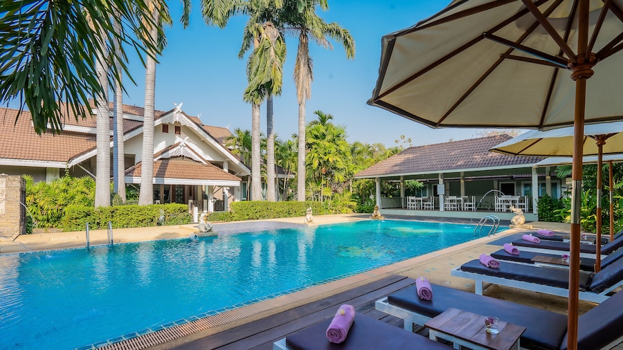 Le Charme Sukhothai Historical Park Resort