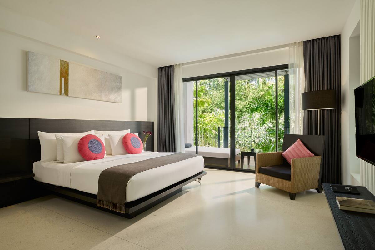 Ropa de cama de alta calidad y minibar 