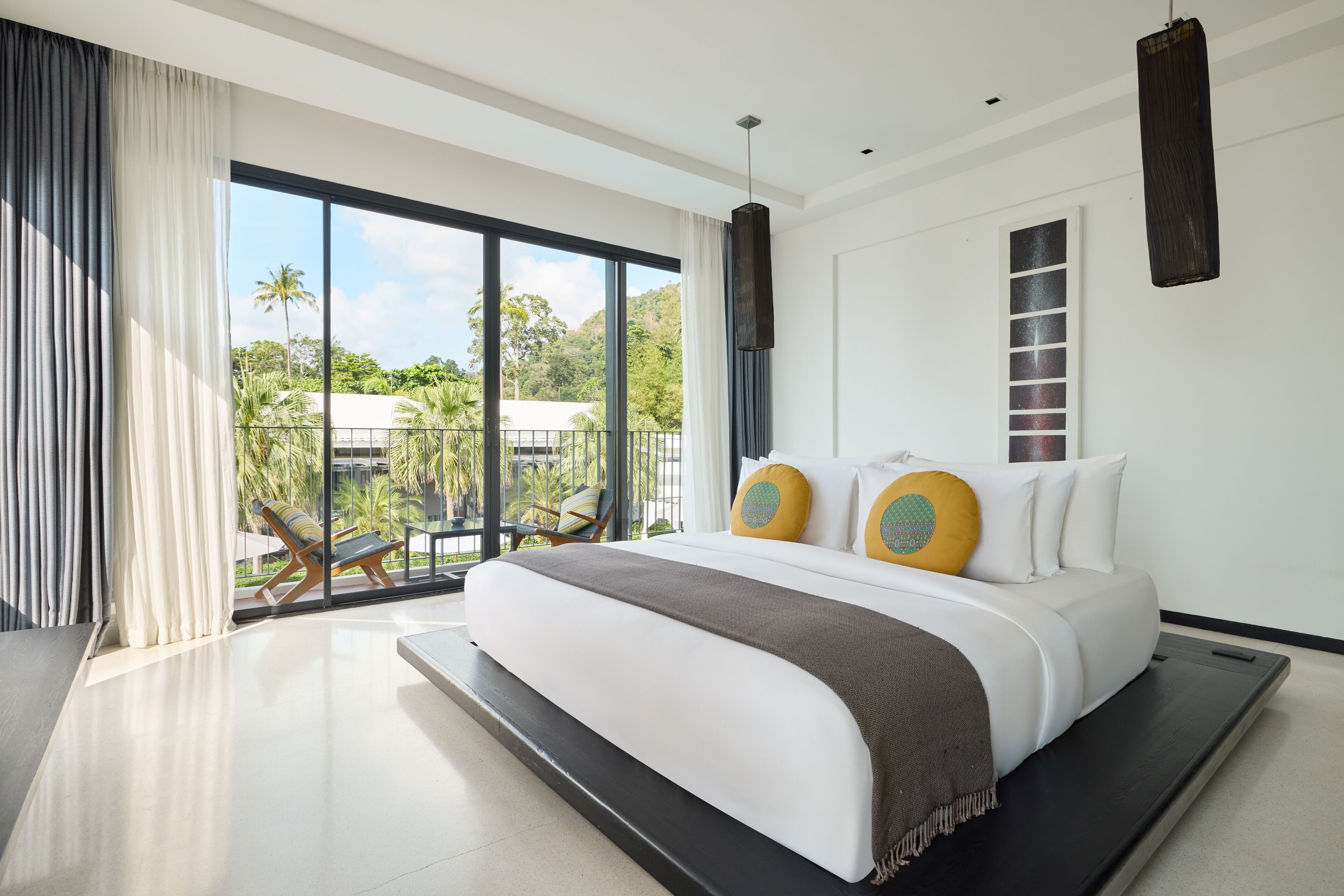 premium bedding, minibar, in-room safe, individually furnished