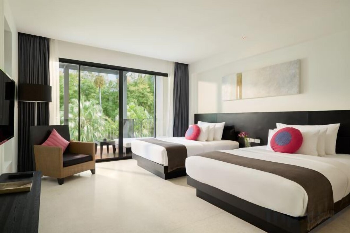 The Chill Deluxe Room With 2 Large Queen Size Beds