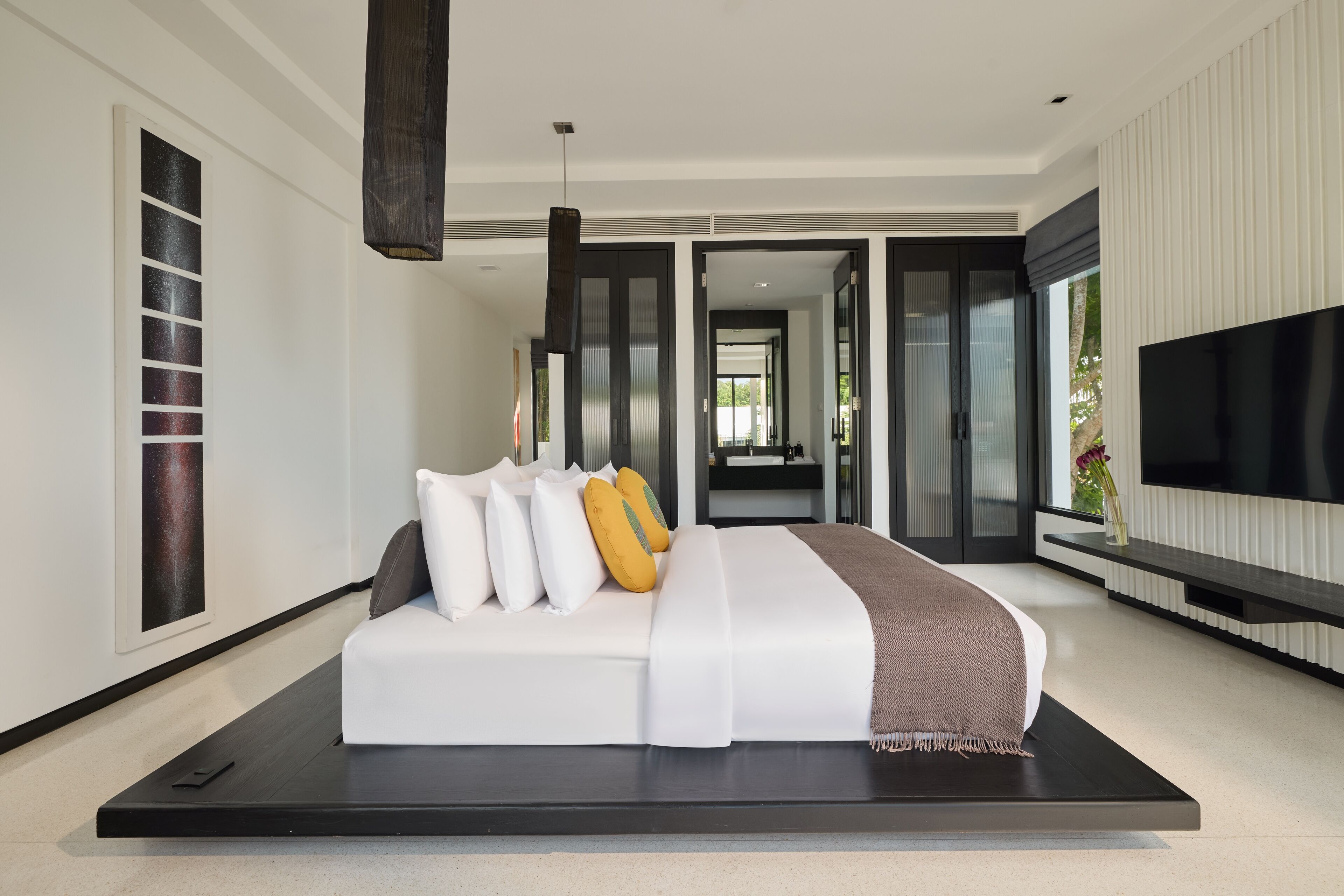 premium bedding, minibar, in-room safe, individually furnished