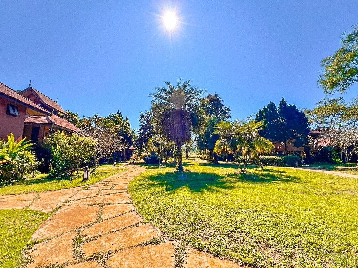 บริเวณภายนอก