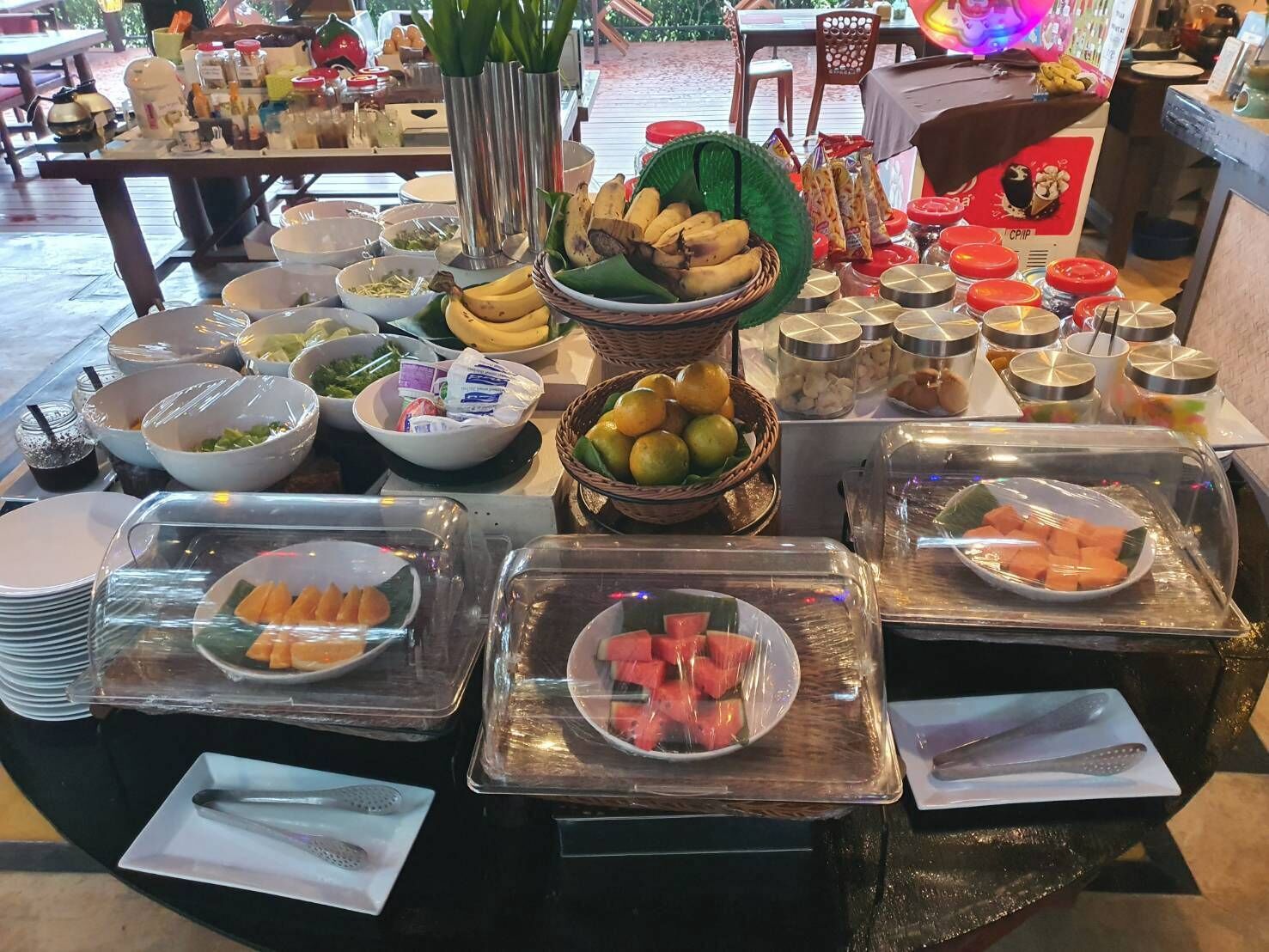 Bữa sáng buffet hàng ngày với phụ phí nhỏ 